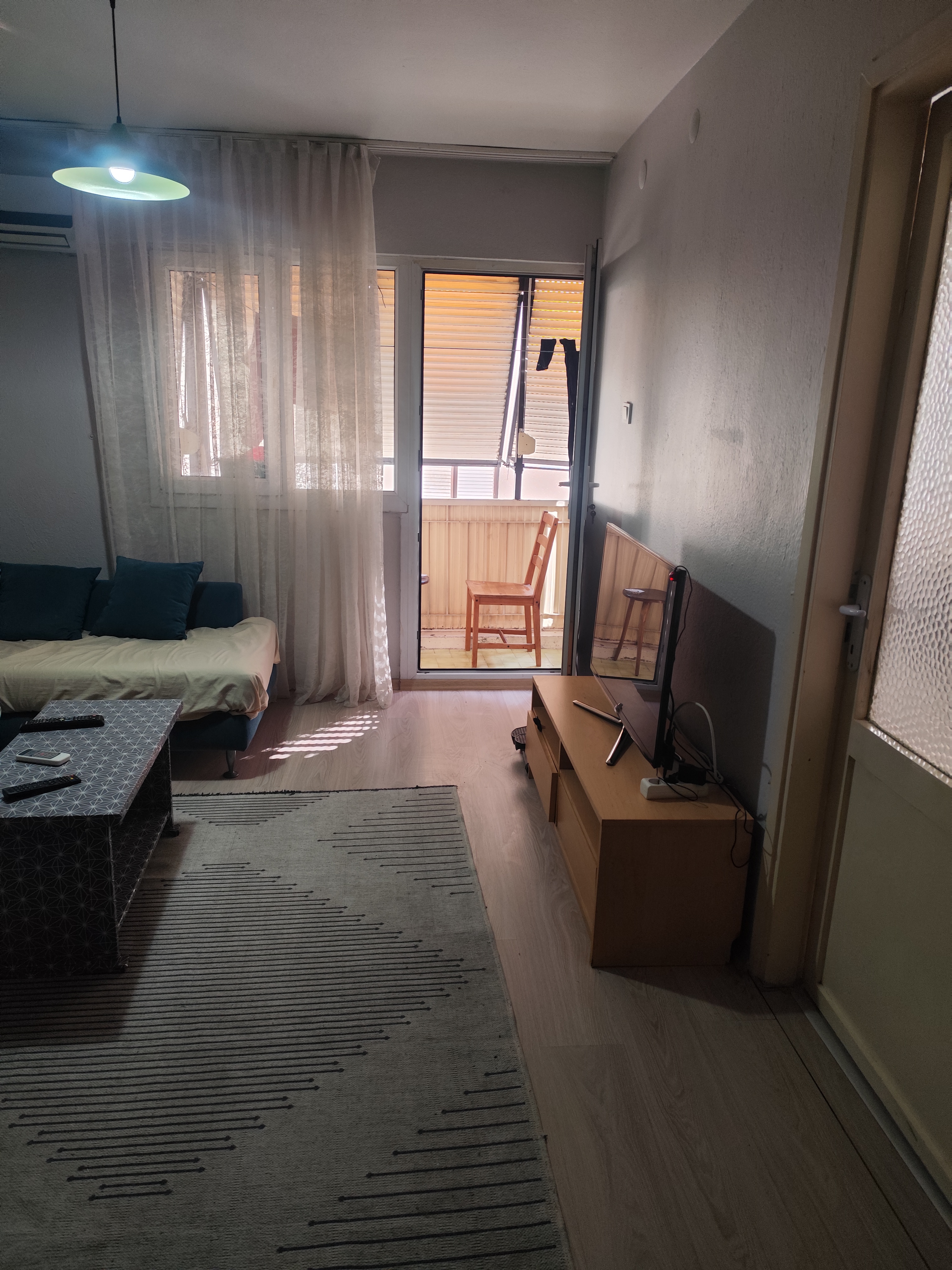 Karşıyaka kiralık oda – Bayan ev arkadaşı arıyorum