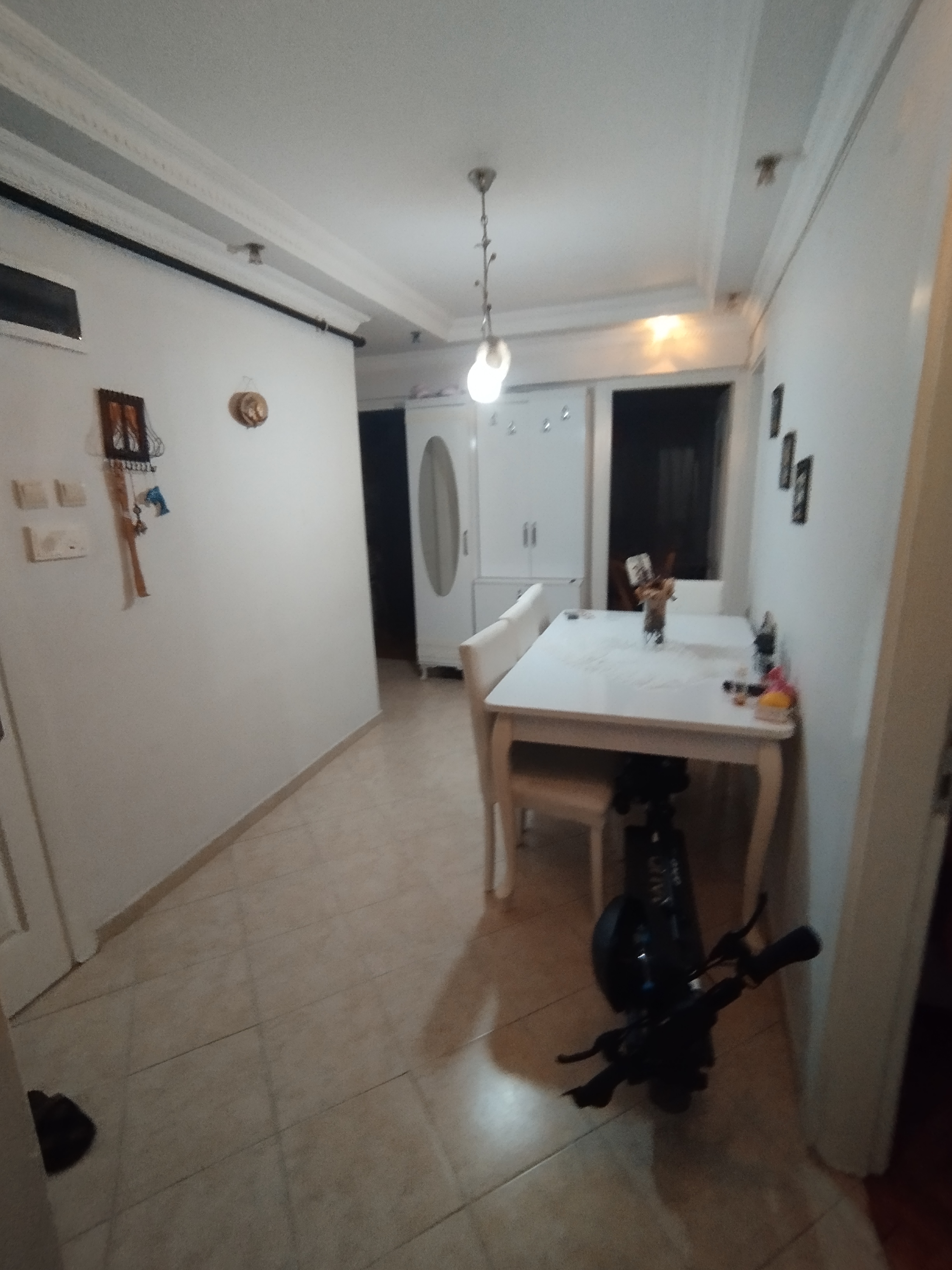 Karşıyaka kiralık oda – Bahriye üçok bulvar üzeri