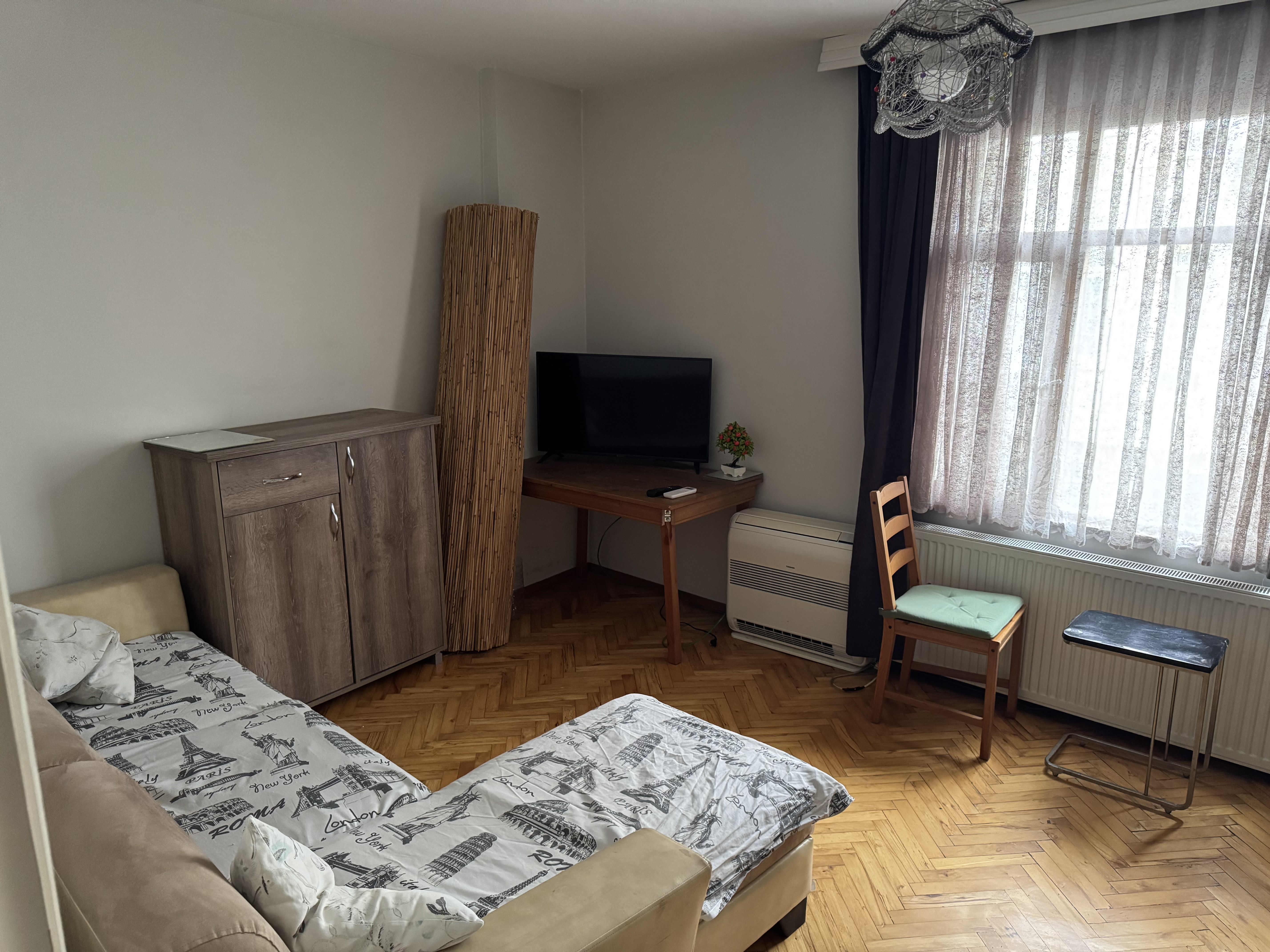 Üsküdar kiralık oda – Üsküdar Marmaray 8 dk Üsküdar iskele 10 dk