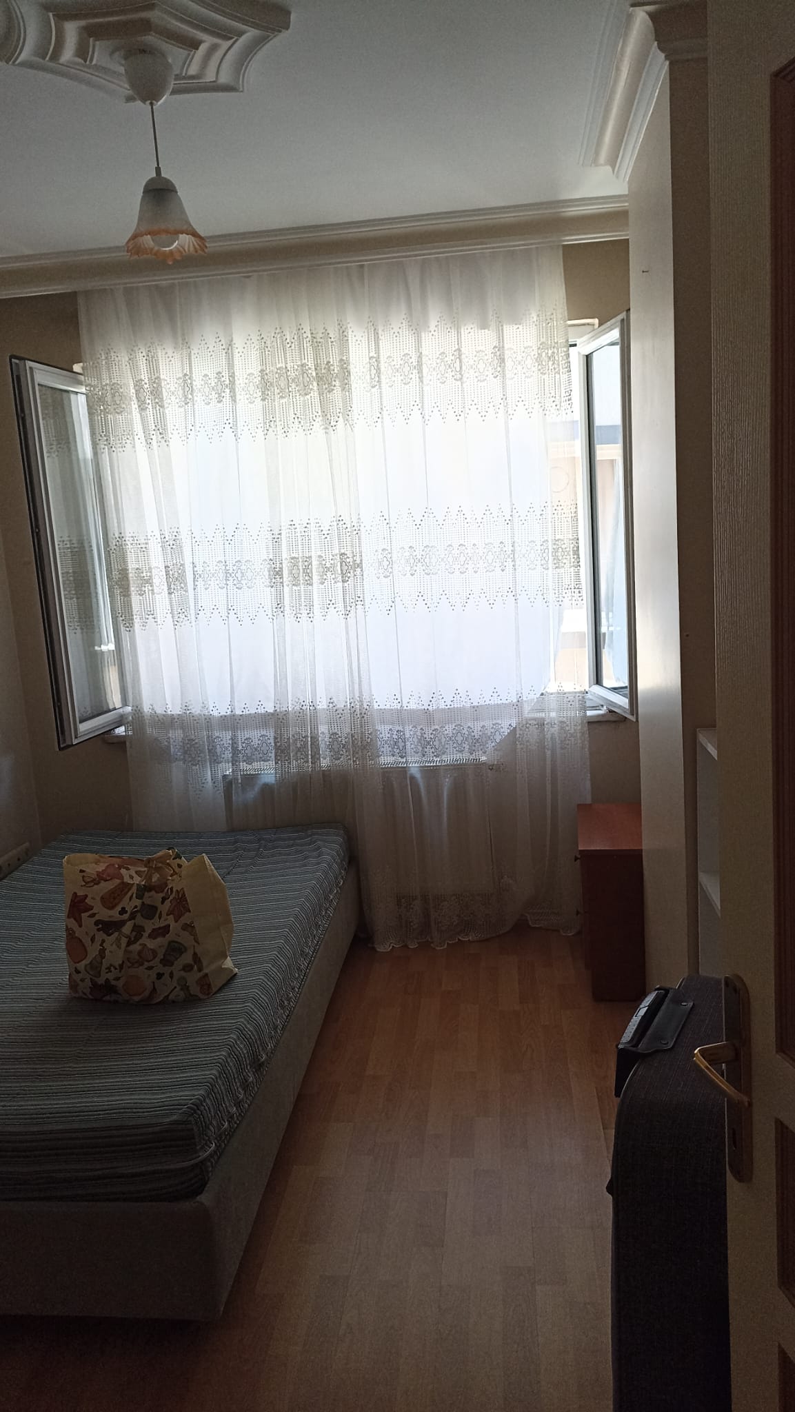 Ümraniye kiralık oda – Geniş ve ferah oda