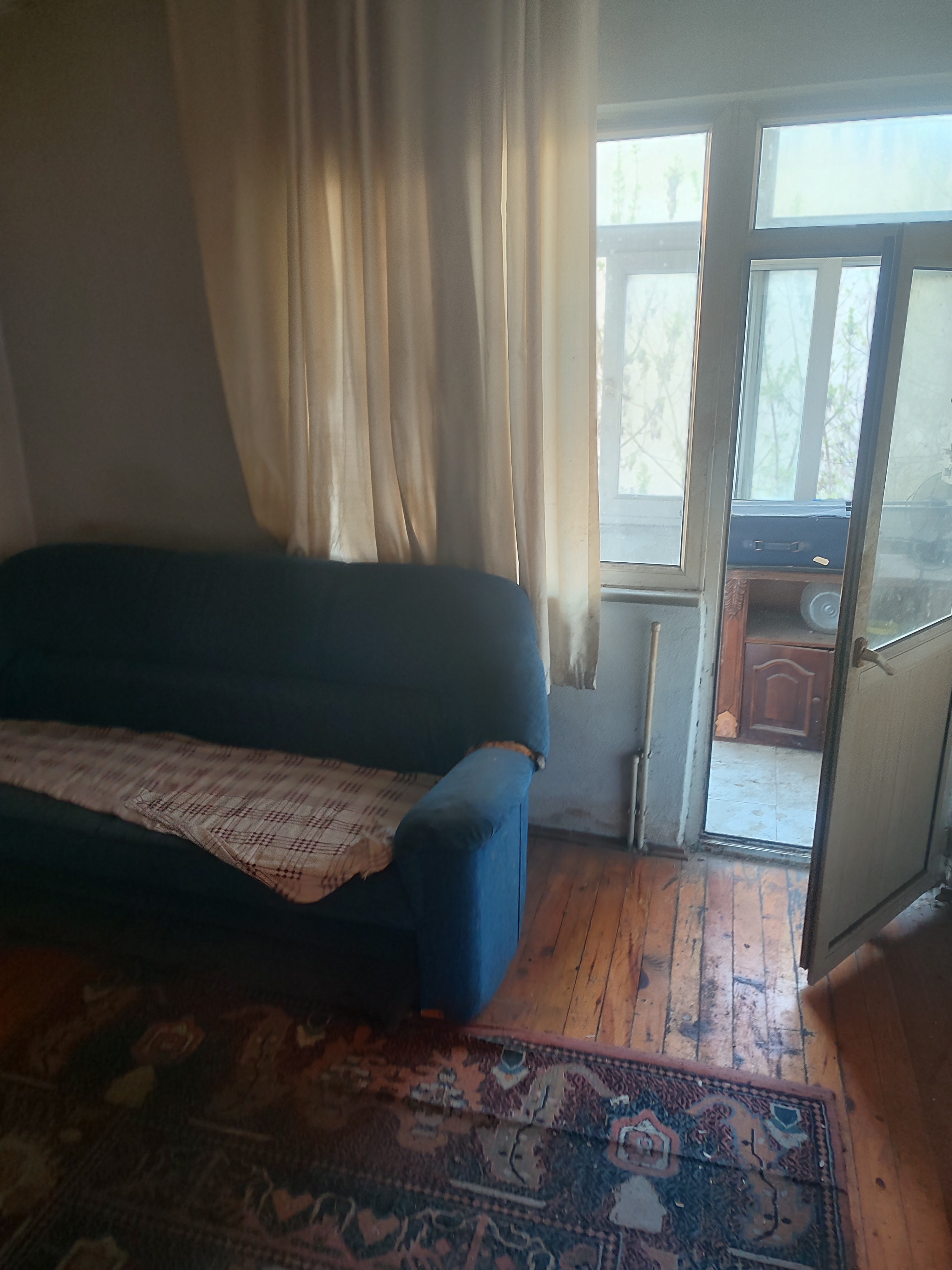 Bayrampaşa kiralık oda – Acil ev arkadaşı