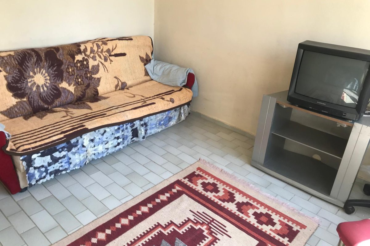 Karesi kiralık oda – Erkek temiz ve düzenli Ev Arkadaşı bakıyorum