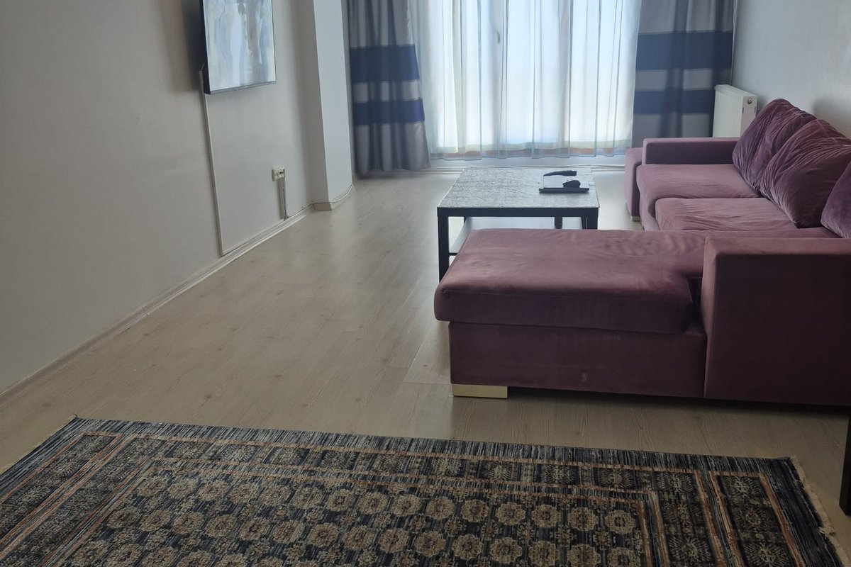 Maltepe kiralık oda – YEDİTEPE ÜNİVERSİTESİ ANA CADDESİNDE 3+1 EVİME EV ARKADAŞI ARIYORUM