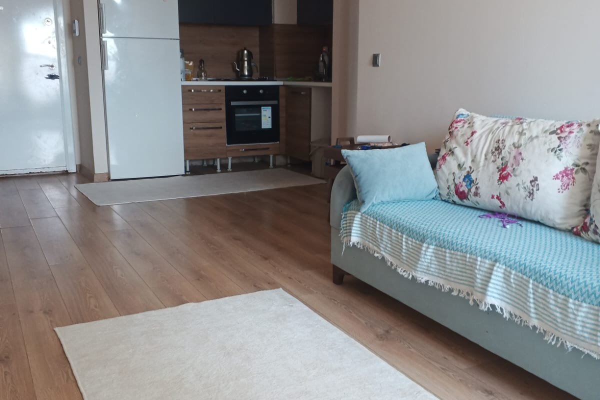 Esenyurt kiralık oda – Güvenlikli site eşyalı oda wifi var aidat ve fatura dahil