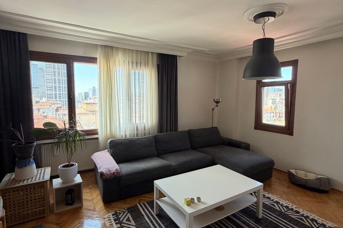 Ataşehir kiralık oda – Ataşehir Küçükbakkalköy | Metroya 3 Dk | Full Eşyalı | Köpek Dostu | Temiz & Huzurlu Ev Arkadaşı