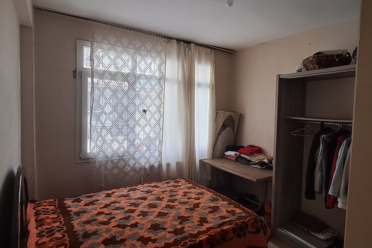 Konak kiralık oda – Kendi evime oda arkadaşı arıyorum