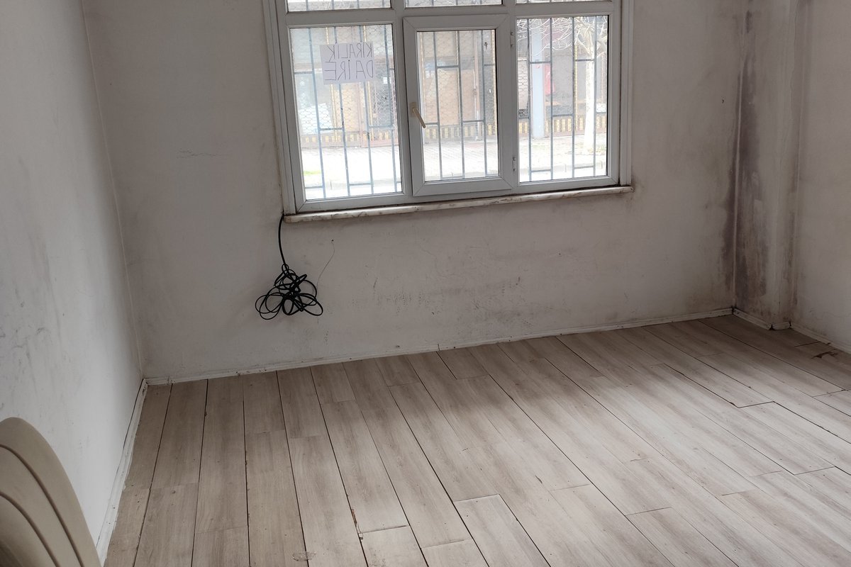 Ümraniye kiralık oda – Kendi 1+1 dairemde salon bana ait oda boş ister esyanla gel ister olduğun gibi..