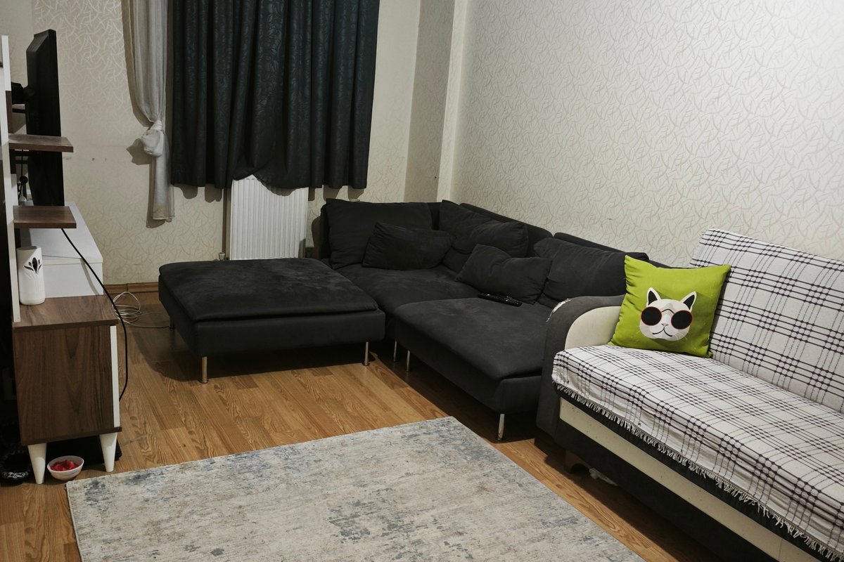Beyoğlu kiralık oda – Beyoğlu Sütlücede metrobüse ve iskeleye 7 dk mesafede sakin ve huzurlu bir daire