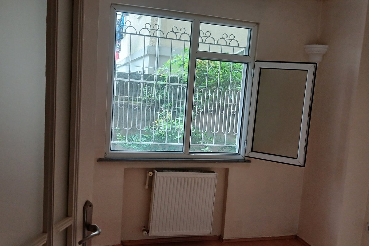Sürmene kiralık oda – 3+1 daire 2 odası boş eşya yok doğal gazli