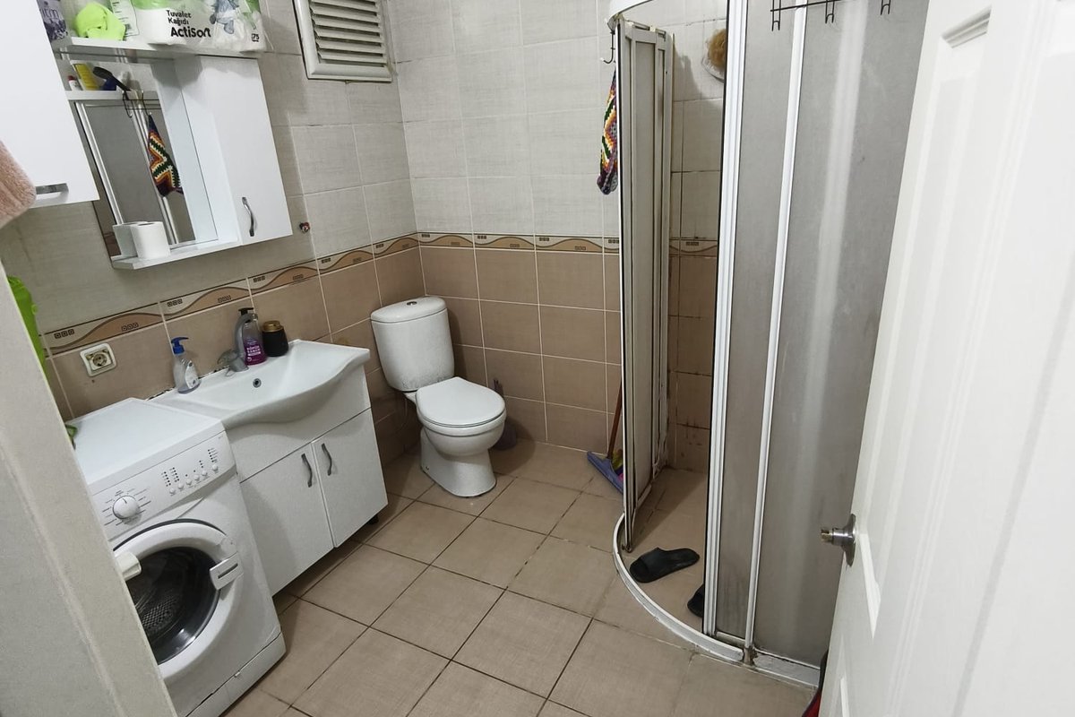 Ümraniye kiralık oda – Metroya 5dk Güvenlikli Sitede kiralık oda (acilamayi oku)