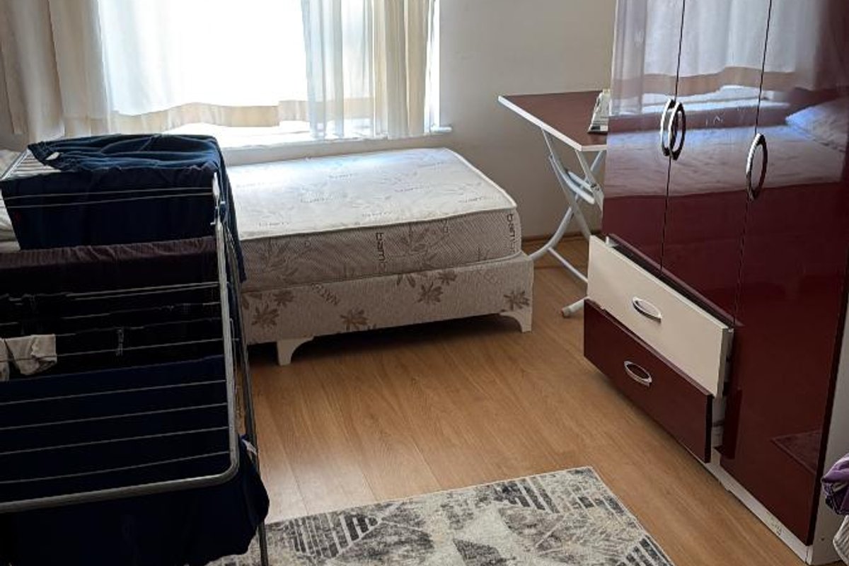 Kepez kiralık oda – Kütüphane 500 metre
