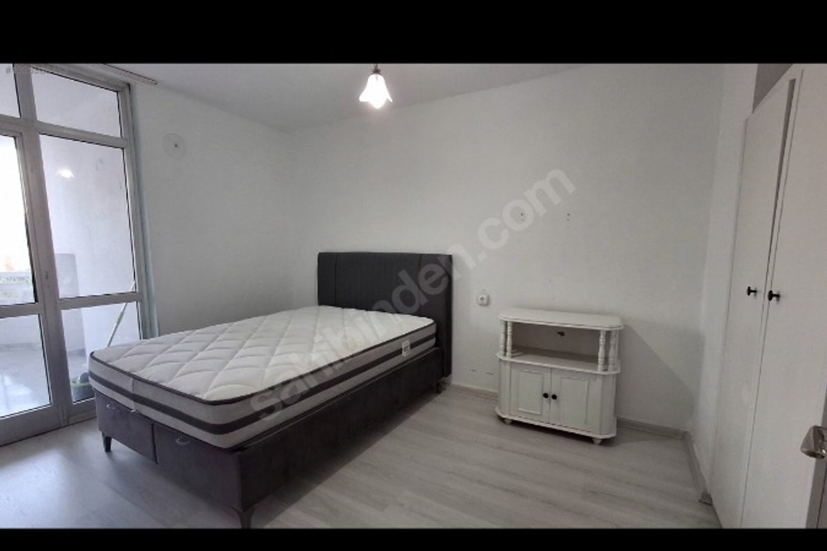 Mezitli kiralık oda – Davultepe de 1+1 havuzlu sitede