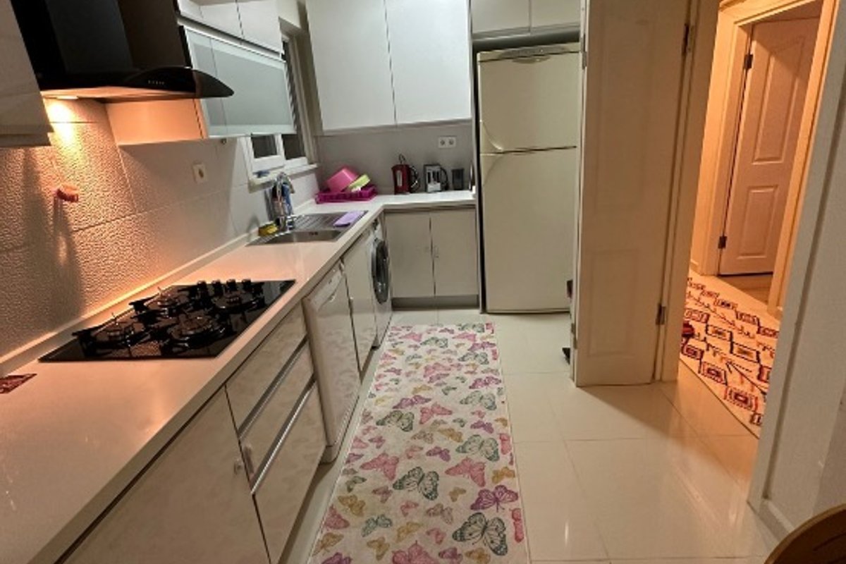Üsküdar kiralık oda – Ev arkadaşı arıyorum