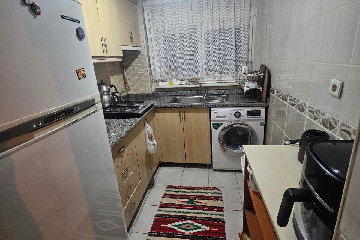 Üsküdar kiralık oda – Üsküdar merkezi mesafede bir oda.