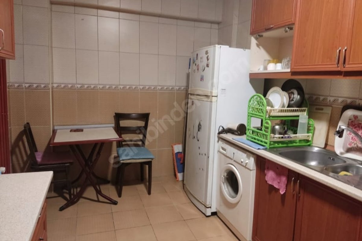 Şişli kiralık oda – 10/07 tarihli paylasimli ev (erkek) ilanıdir   Şişli Fulya Mah. EŞYALI Kiralık ODA yüksek giriş, alt