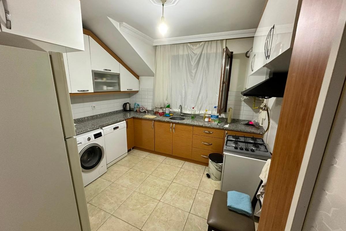 Kağıthane kiralık oda – Ev Arkadaşı Aranıyor  Yeşilce Mahallesi’nde yeni binadaki evime erkek ev arkadaşı arıyorum.  📍 Sana