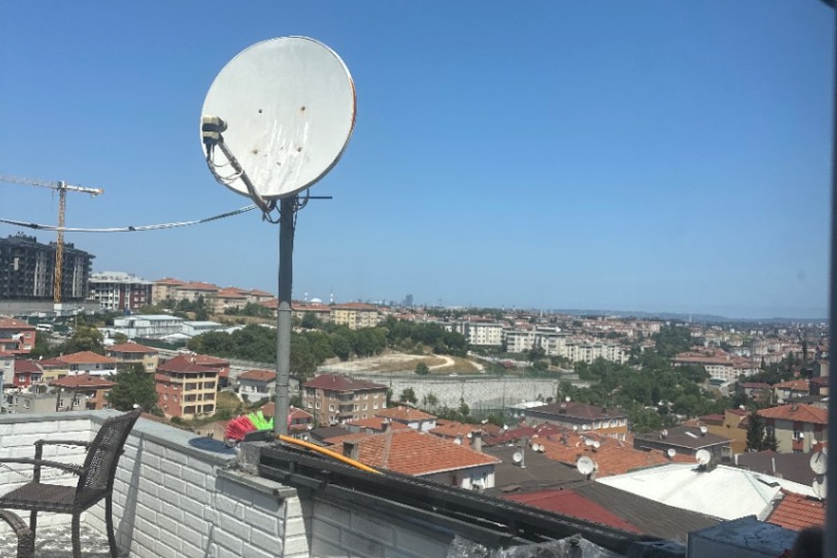 Üsküdar kiralık oda – Üsküdar’da teras manzaralı 3+1 evimize arkadaş arıyoruz.