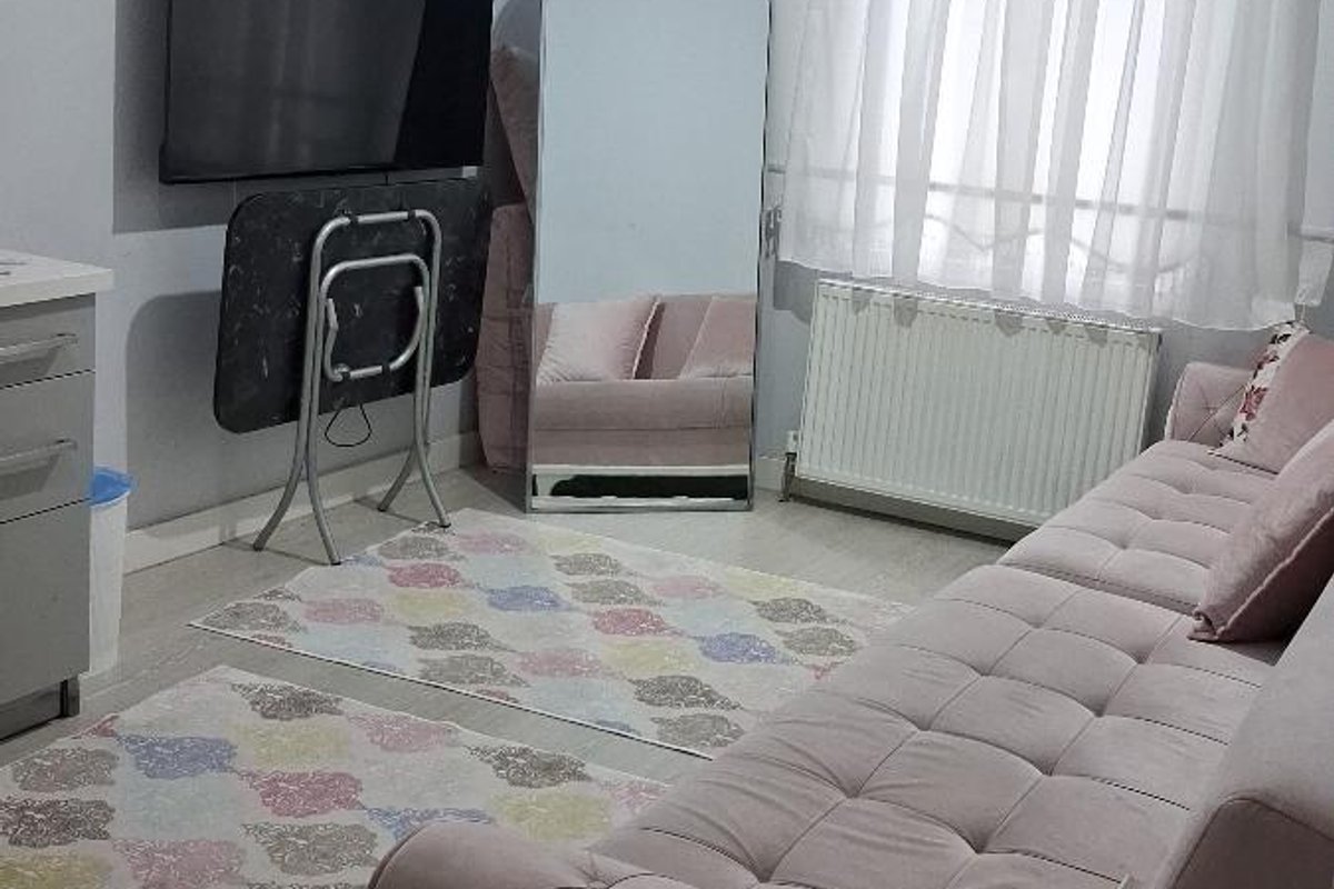 Sultanbeyli kiralık oda – Sultanbeyli de Güvenlikli Sitede Ev arkadaşı arıyorum
