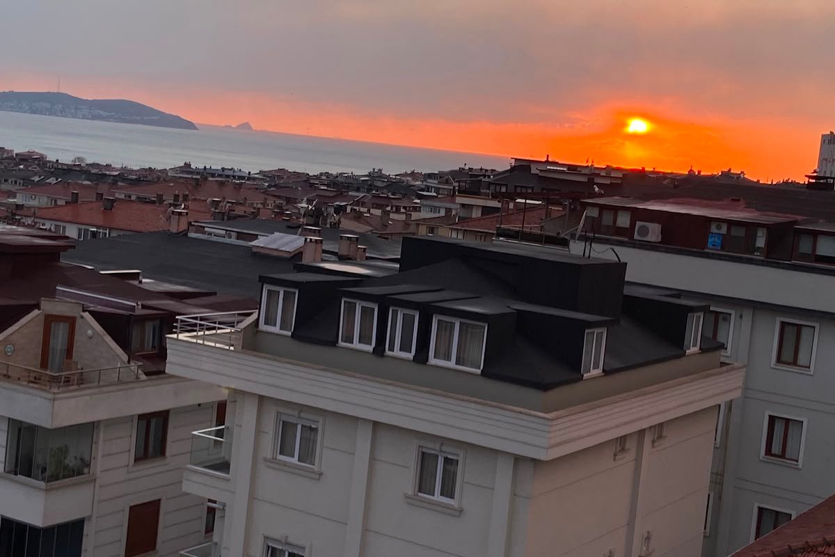 Maltepe kiralık oda – Küçükyalıda ki deniz manzaralı evime ev arakdaşı arıyorum