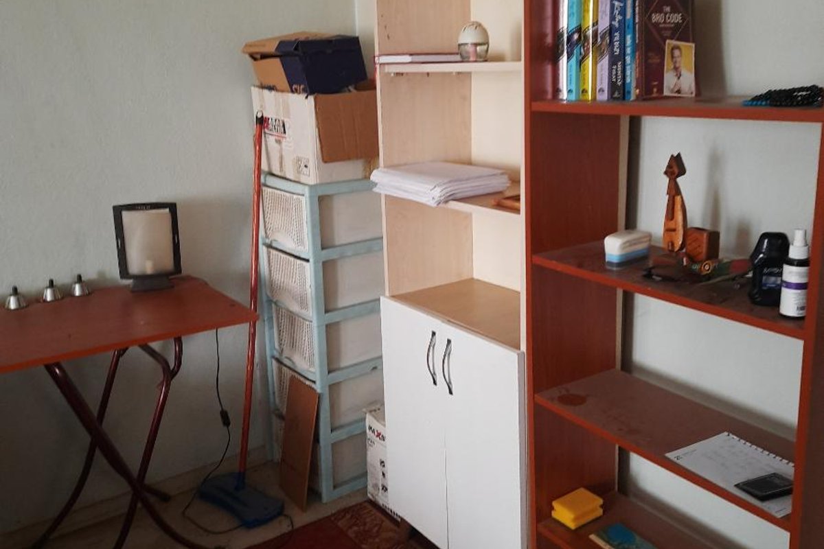İzmit kiralık oda – Ev arkadaşı arıyorum. Salon boş müsait