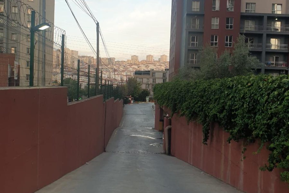 Esenyurt kiralık oda – Metrobuse yürüme 15 dk mesafe tam konum NTOWERS SITESİ