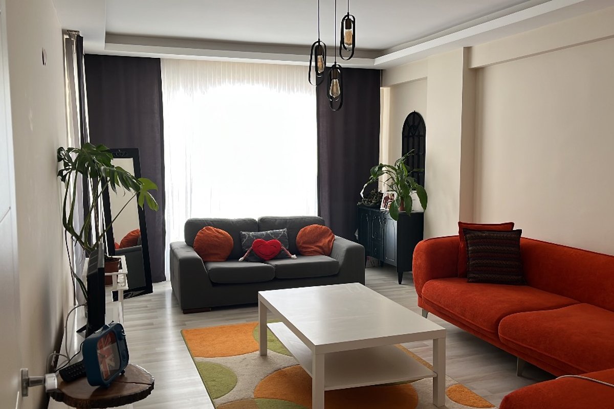 Nilüfer kiralık oda – Özlücede bulunan Evime iyi anlaşabileceğim temiz düzenli işinde gücünde bir insan arıyorum
