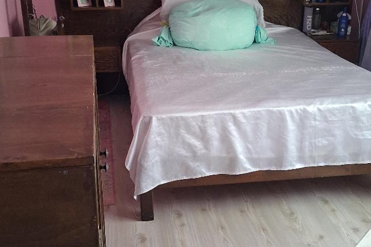 Kadıköy kiralık oda – Kadıköy, Yeldeğirmeni mahallesinde eşyalı, klimalı ferah kiralık oda