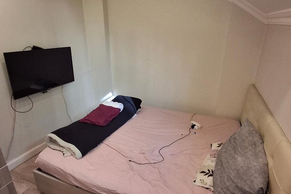 Beyoğlu kiralık oda – Bayan ev arkadaşı