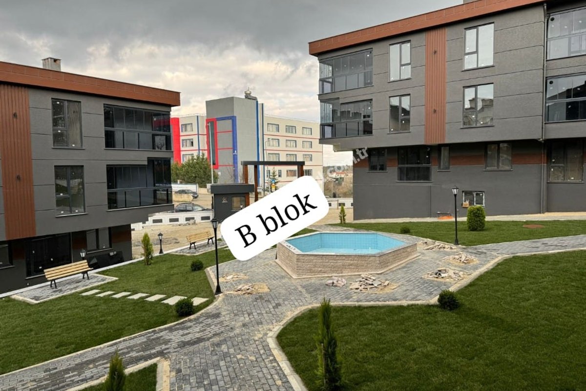 Çorlu kiralık oda – Konum olarak camii hastane çarşı yakın mesafe ulaşım KOLAY