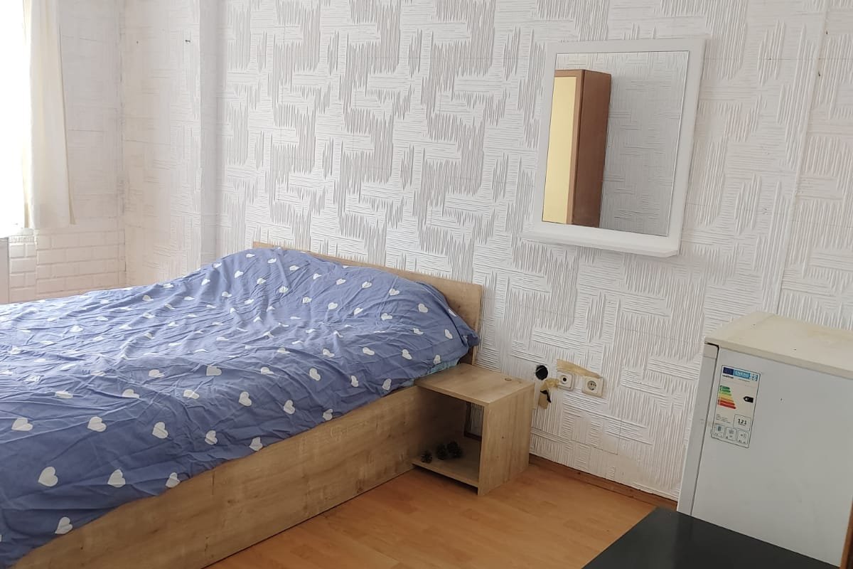 Üsküdar kiralık oda – Üsküdar Bağlarbaşında 1+1 evimin bir odasına ev arkadaşı arıyorum