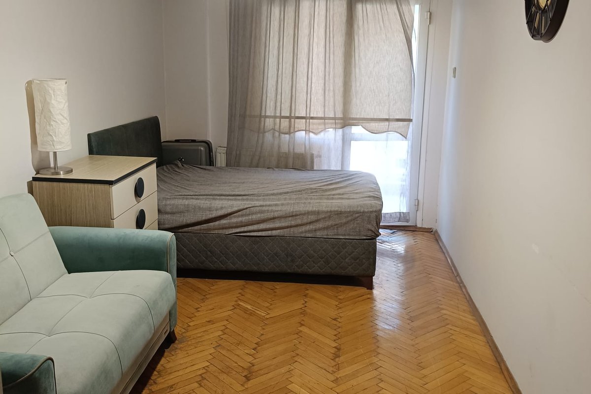 Karşıyaka kiralık oda – Karşıyaka Girne Bulvarı Eşyalı Oda