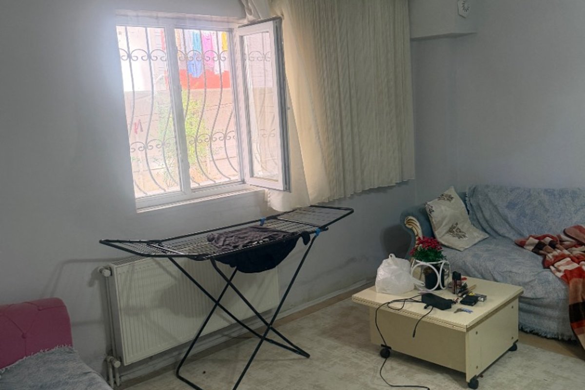 Arnavutköy kiralık oda – Yeni kiraya girdim evin odasını kiralıyorum eğer ki bayan fark etmiyor