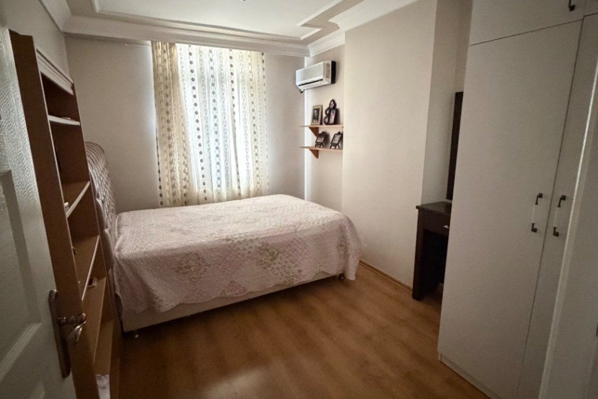 Çukurova kiralık oda – Geniş ferah oda klimalı