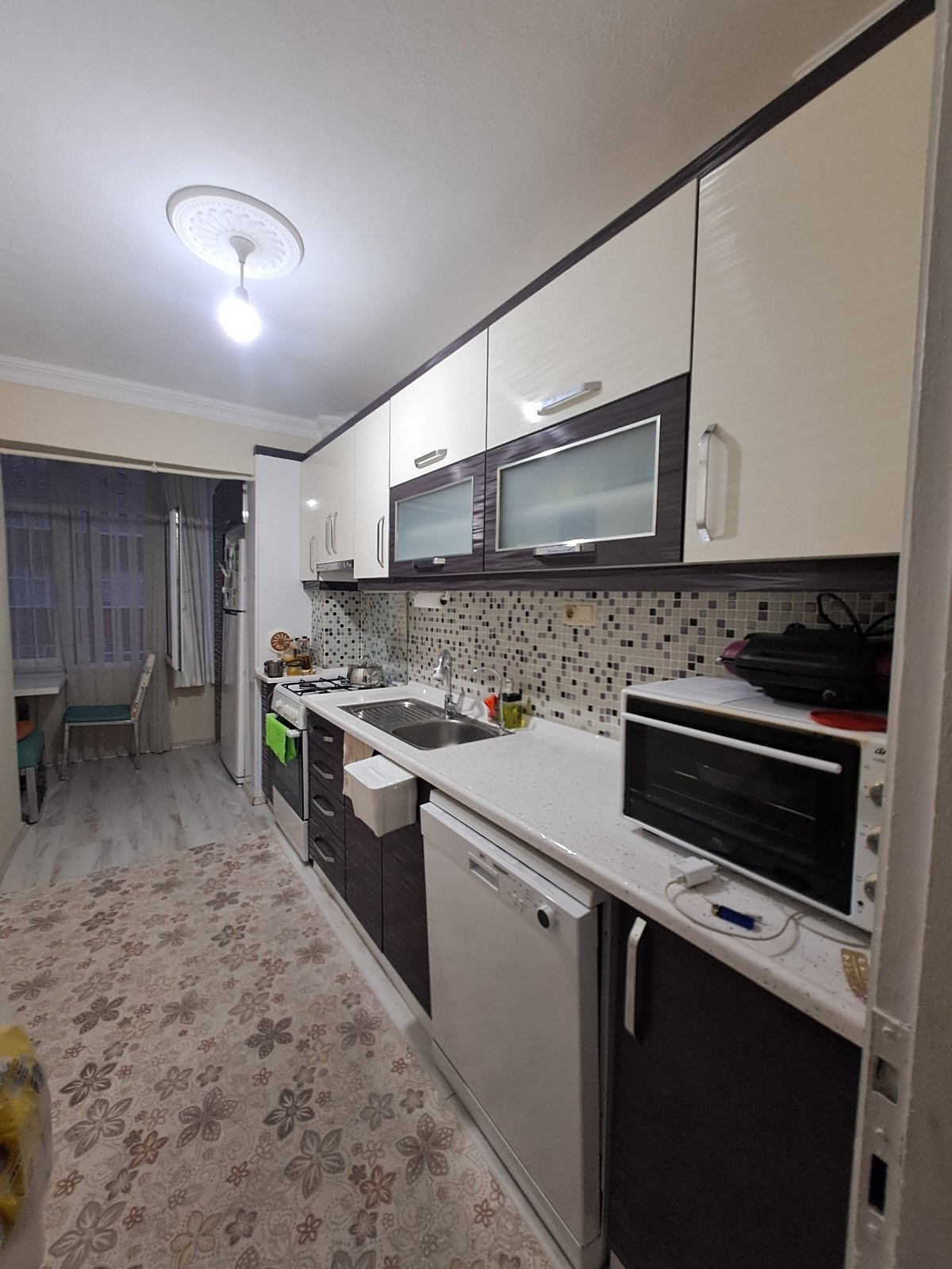 Derince kiralık oda – Ev arkadaşı bayan