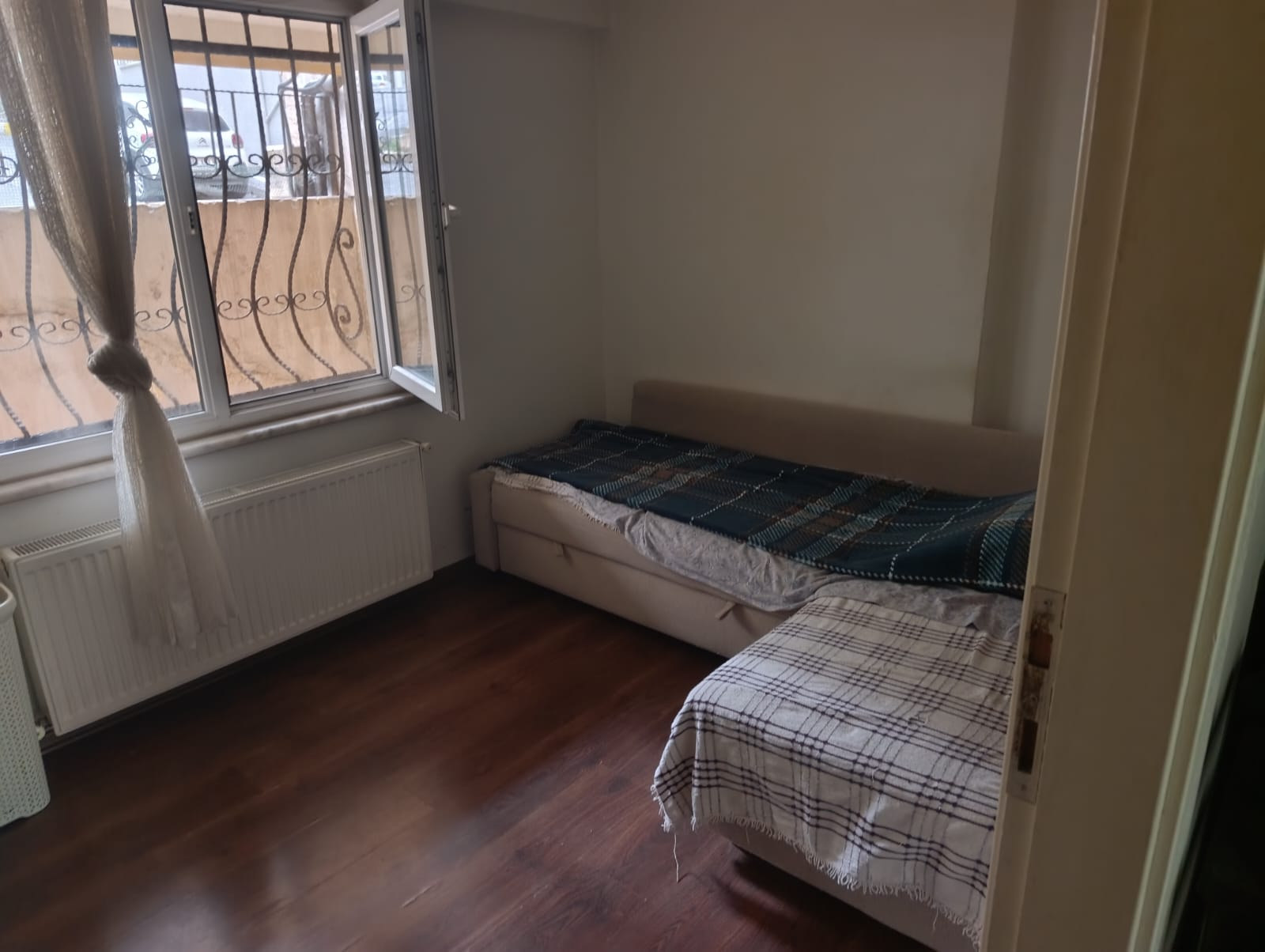 Ümraniye kiralık oda – 2+1 EVİMİN 1 ODASINA EV ARKADAŞI ARAMAKTAYIM.