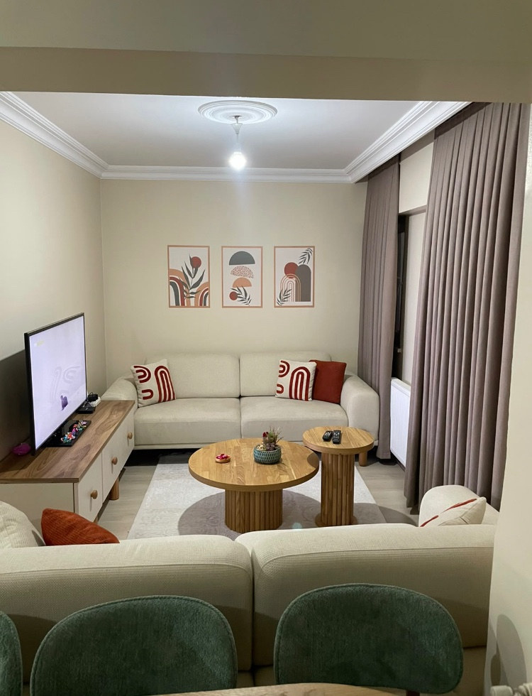 Üsküdar kiralık oda – 2+1 aile apartmanı