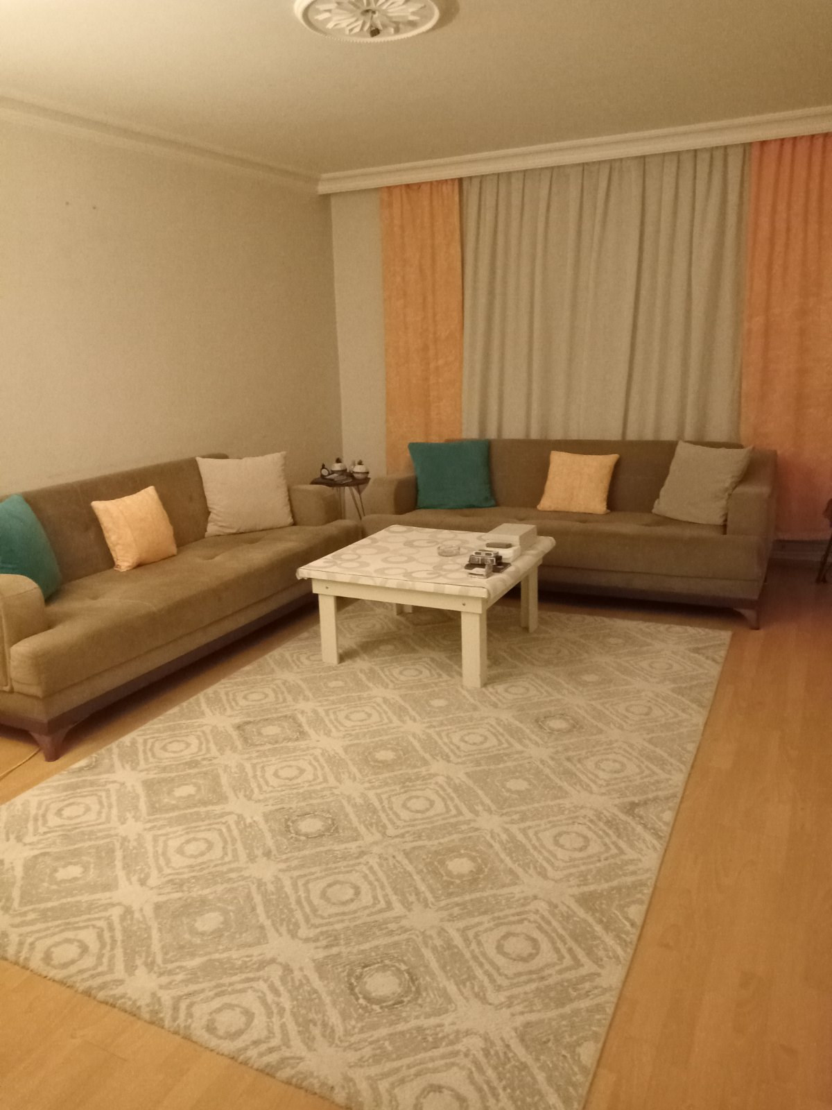 Mamak kiralık oda – Ailesi gibi hissedecek ev arkadaşım olsun isterim şimdiden hoşgeldin