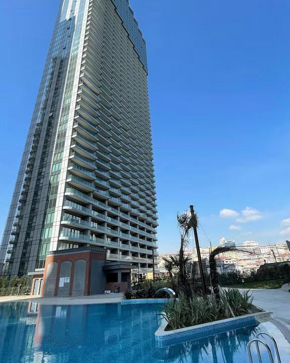 Şişli kiralık oda – Room in a luxury Earthquake proof, 2+1 apt
