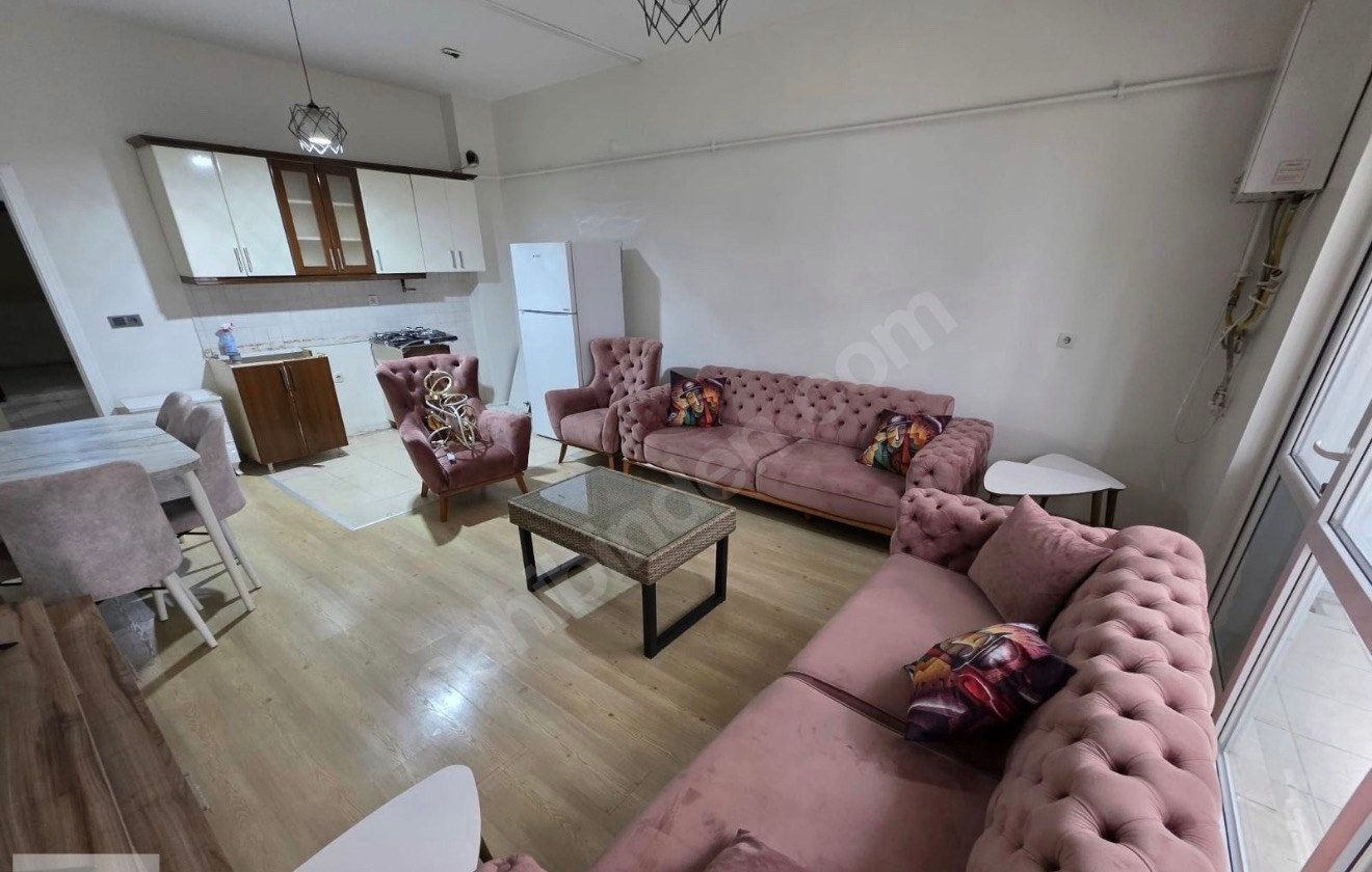 Osmangazi kiralık oda – Metroya çok yakın ferah geniş evimin bir odası kiralık