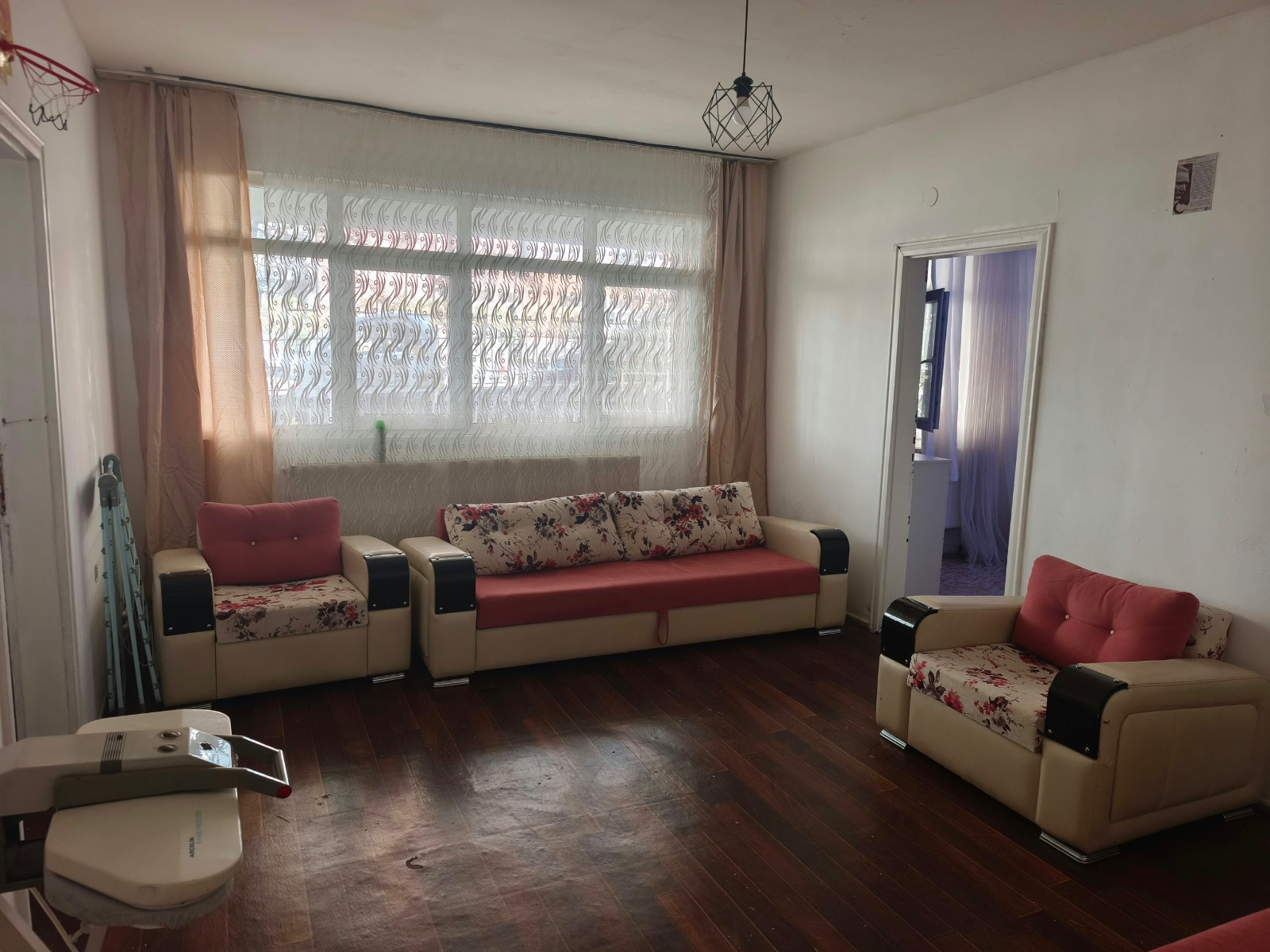 Çankaya kiralık oda – Ankara Dikimevi metroya 4 dk mesafede 3+1 eve oda arkadaşı