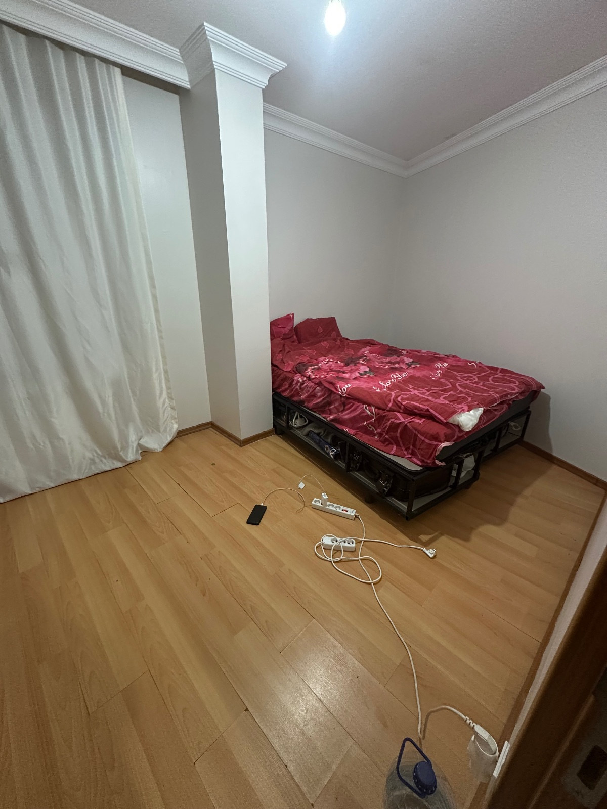 Üsküdar kiralık oda – Bayan ev arkadaşı arıyorum