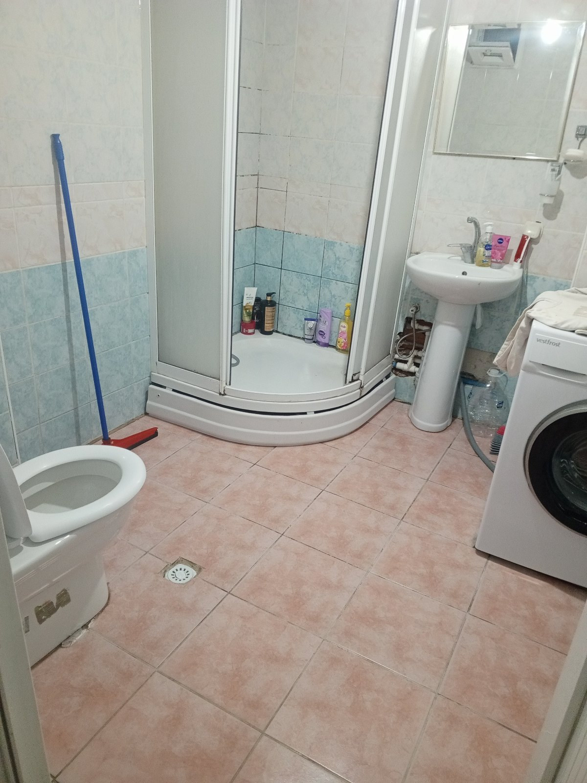 Pendik kiralık oda – İstanbul pendik kavakpınar da dairemizi oda olarak veriyoruz