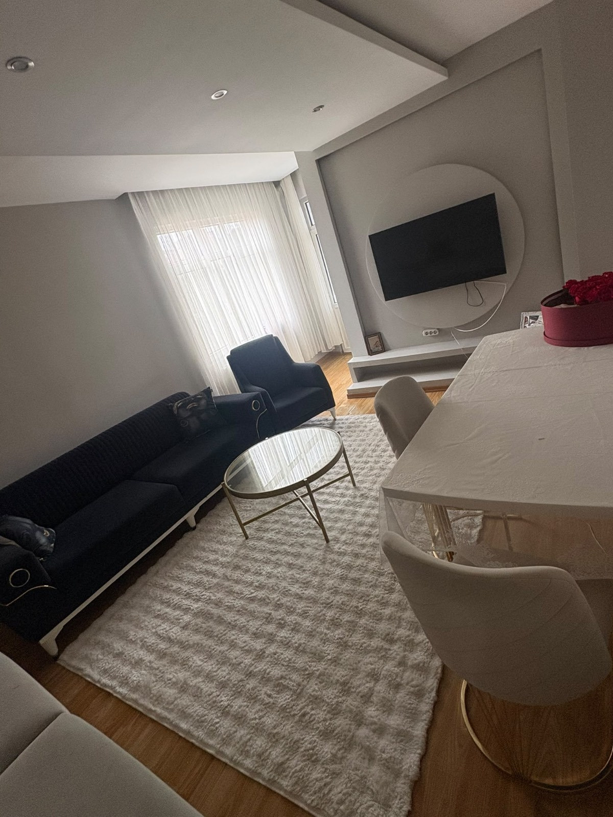 Ümraniye kiralık oda – 2+1 evin içinde hersey mevcut aile binasıdır