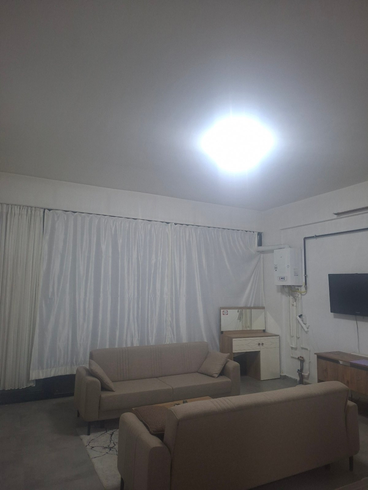 Yenimahalle kiralık oda – 1+0 70m² kira ve faturalarımı bölecek ev arkadaşı arıyorum